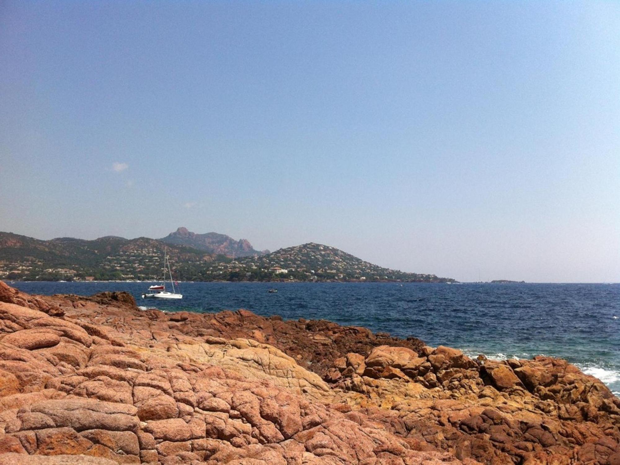 Appt Confort 3 Pieces Avec Terrasse Et Piscine A Saint-Raphael - Fr-1-226A-124 外观 照片